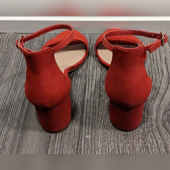 Aldo Red Strappy 2 in block Heeled Sandal, Size 6 - Picture 8 of 9